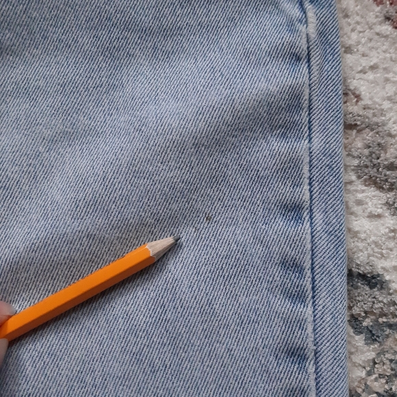 Vintage Light Wash Jeans - Picture 8 of 11